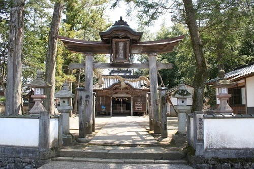 讃甘神社