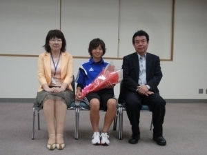 サッカー競技の谷口きくみさんと