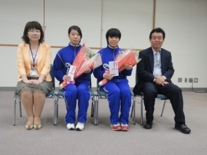 なぎなた競技のお二人と