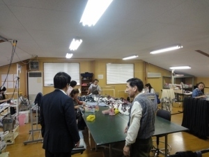 代表の赤代行二さんに作業場を見せていただきました