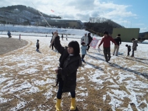 雪の上を駆け回りました