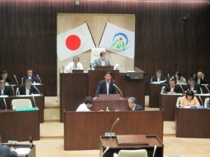 行政報告をいたしました