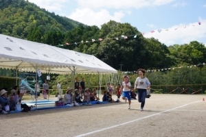 親子リレーは激戦