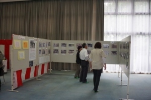 懐かしい戦後70年の写真展コーナー