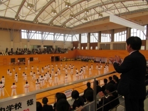美しく統率された集団行動を見学しました