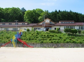 山の学校校舎