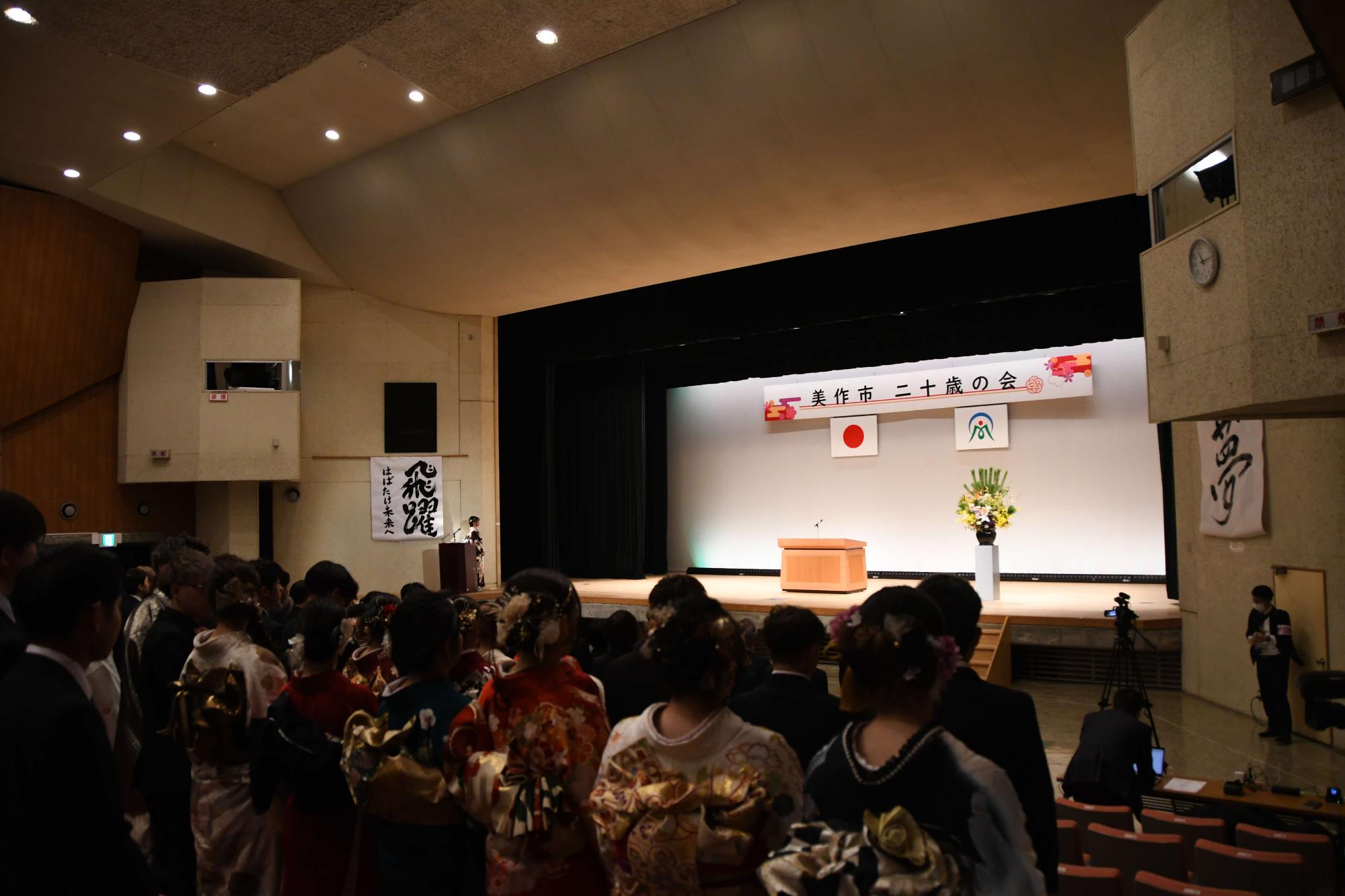 林野高等学校書道部の作品（会場内）